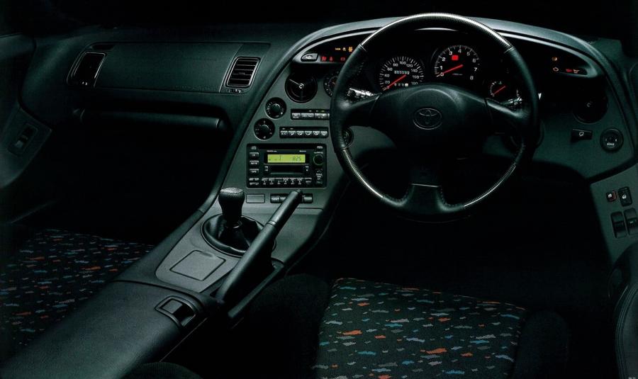 Торпедо Toyota Supra RZ 1996 года  (фото 11 из 29)